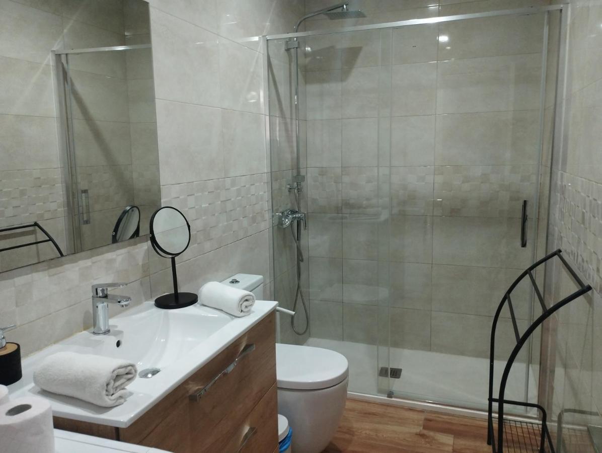Los Nidos Carihuela New&Beach ตอร์เรโมลิโนส ภายนอก รูปภาพ