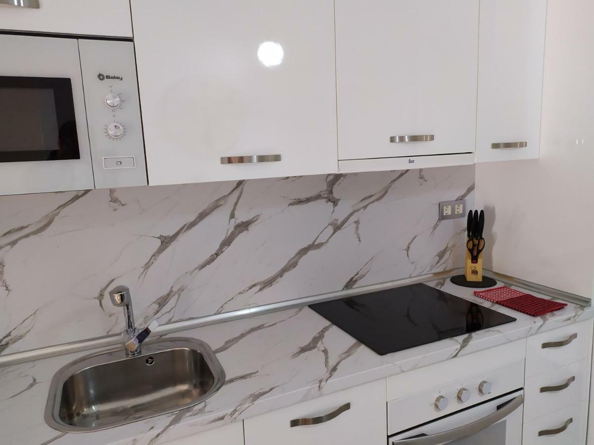 Los Nidos Carihuela New&Beach ตอร์เรโมลิโนส ภายนอก รูปภาพ